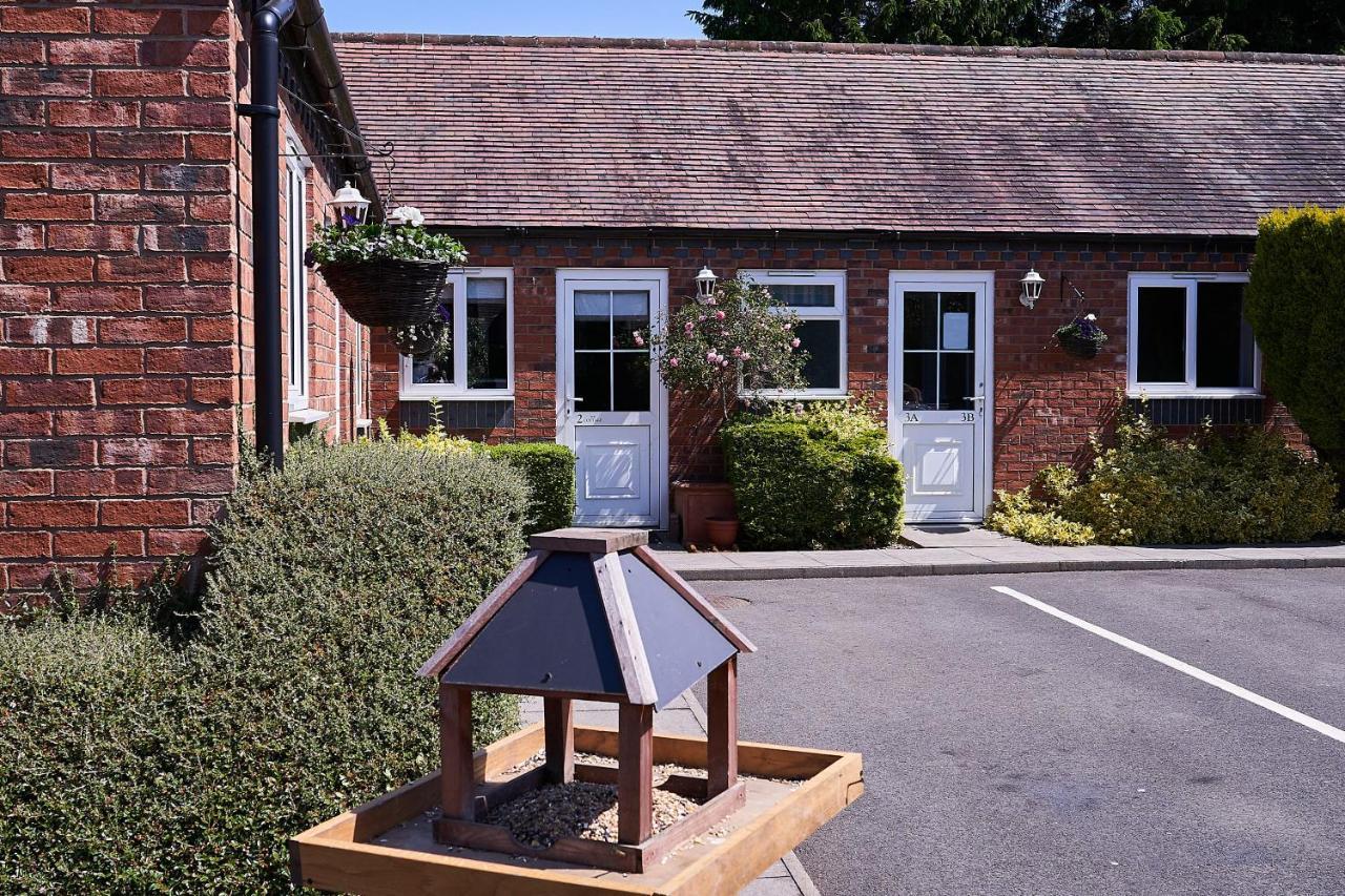The Tap House Motel Ashby-de-la-Zouch Exterior photo